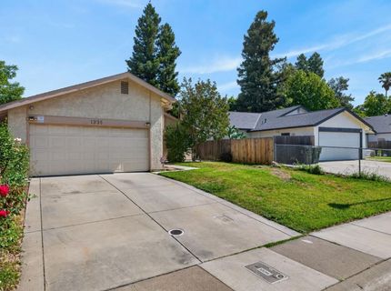1335 Trail End Way, Sacramento, CA 95834 Photo