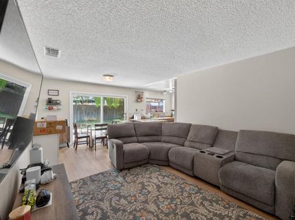 1335 Trail End Way, Sacramento, CA 95834 Photo