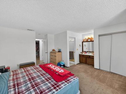 1335 Trail End Way, Sacramento, CA 95834 Photo