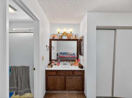 1335 Trail End Way, Sacramento, CA 95834 Photo
