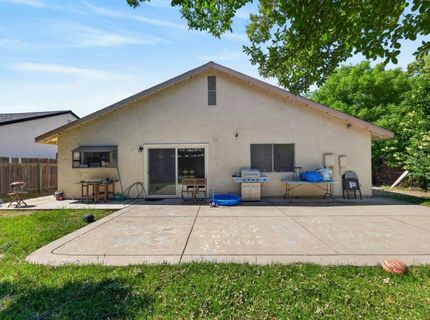 1335 Trail End Way, Sacramento, CA 95834 Photo