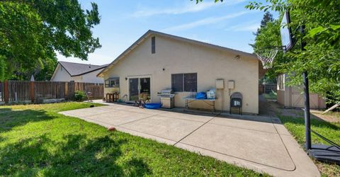 1335 Trail End Way, Sacramento, CA 95834 Photo
