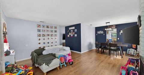 1335 Trail End Way, Sacramento, CA 95834 Photo