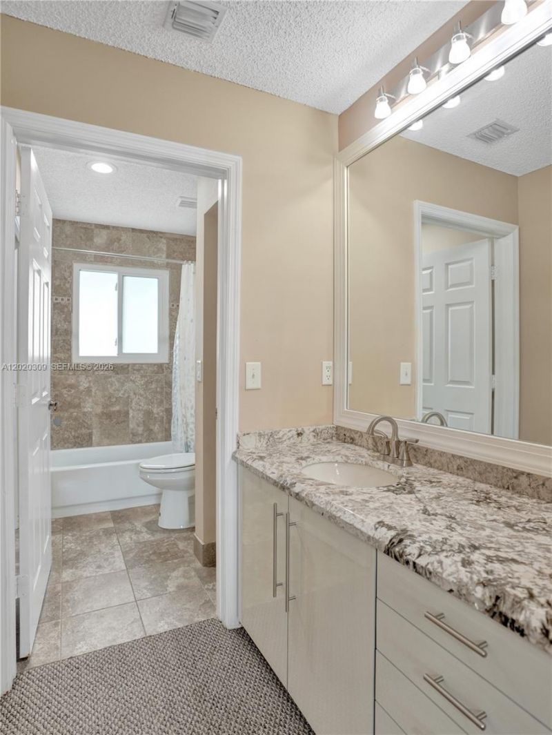 4077 NW 83rd Ln , Coral Springs, FL 33065 Photo