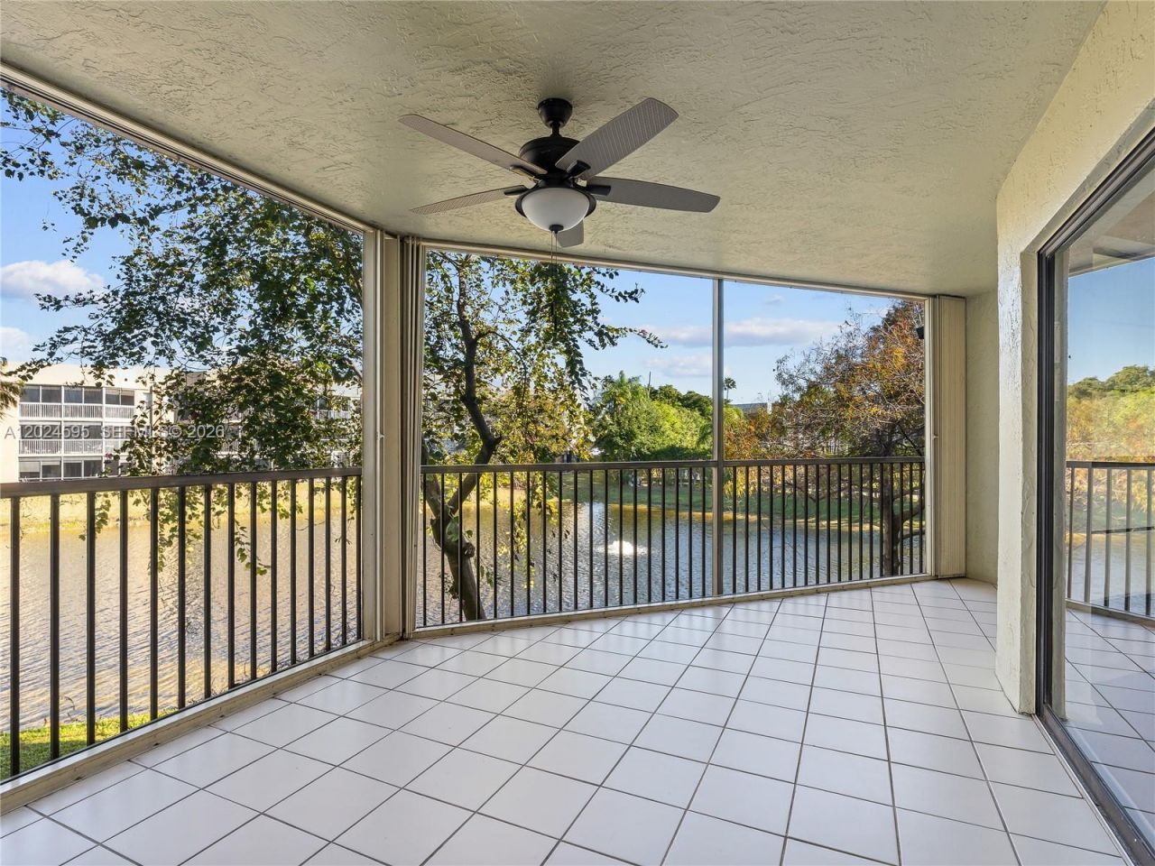 7547 Fairfax Dr , Unit 210, Tamarac, FL 33321 Photo