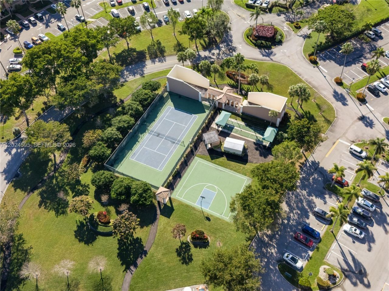 7547 Fairfax Dr , Unit 210, Tamarac, FL 33321 Photo