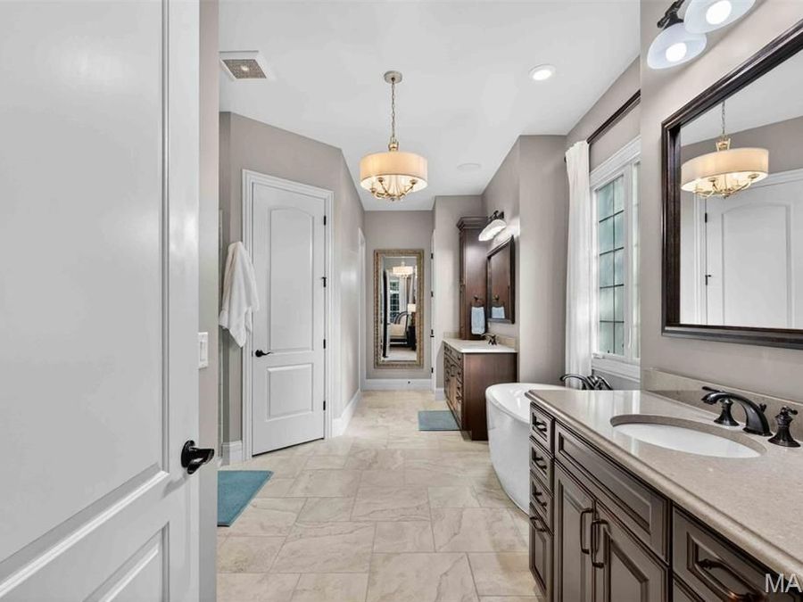 Property Image 64