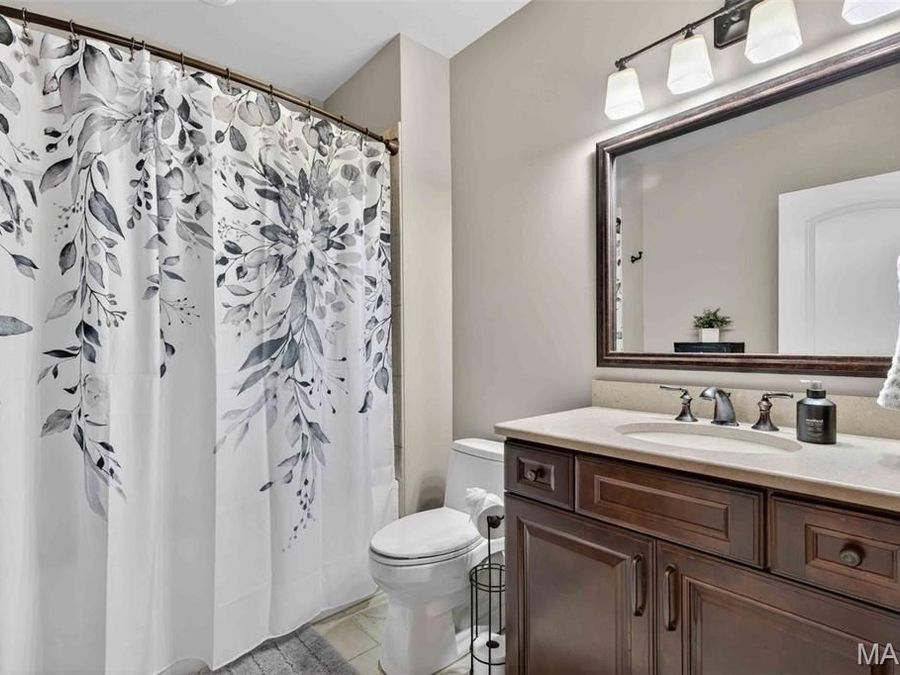 Property Image 80