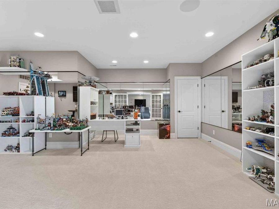 Property Image 81