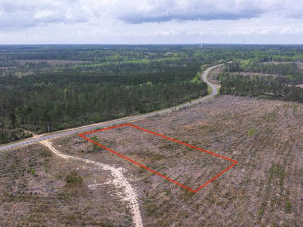 Mosley Road, Stapleton, AL 36578