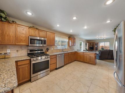 18235 Pin Oak Court, Reno, NV 89508 Photo