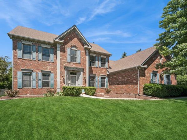 493 Bond Drive, Batavia, IL 60510
