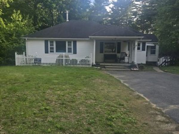 25 Flynt St, Palmer, MA 01069