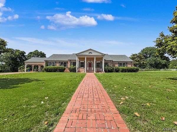 500 W Pettus Street, Demopolis, AL 36732