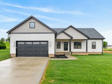 105 Stonegate Drive, Danville, KY 40422