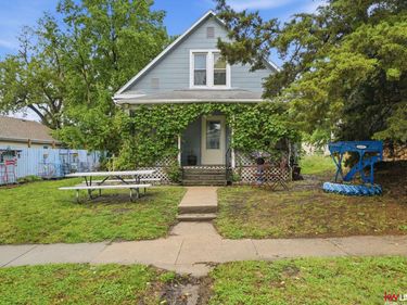1325 N 21 Street , Lincoln, NE 68503