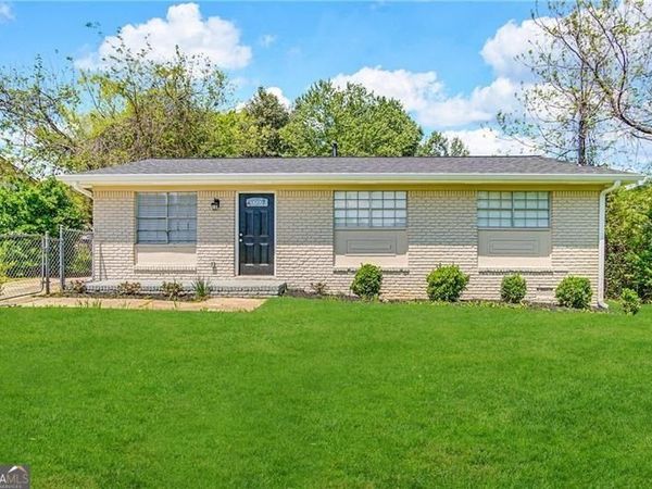 1465 Holcomb Avenue, East Point, GA 30344
