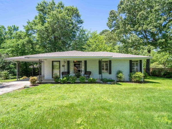 102 COUNTRY CLUB Drive, Hot Springs, AR 71901