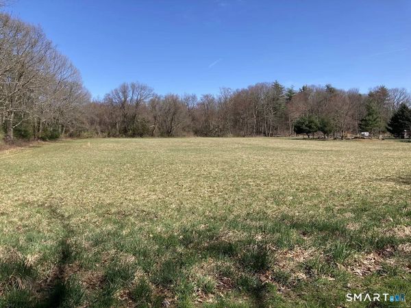 916-918-921 Hillstown , Manchester, CT 06040