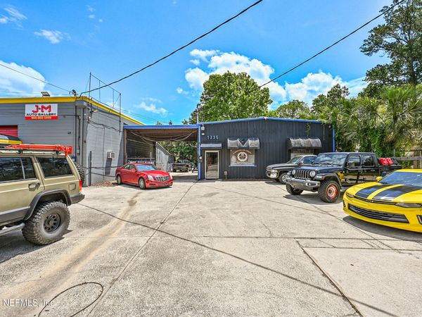 1335 LANE Avenue S, Jacksonville, FL 32210