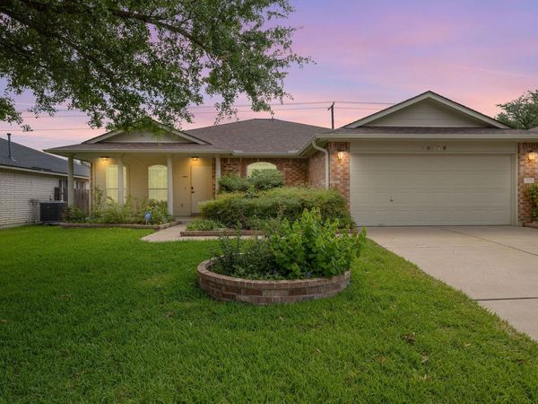 3929 Rolling Canyon TRL, Round Rock, TX 78681