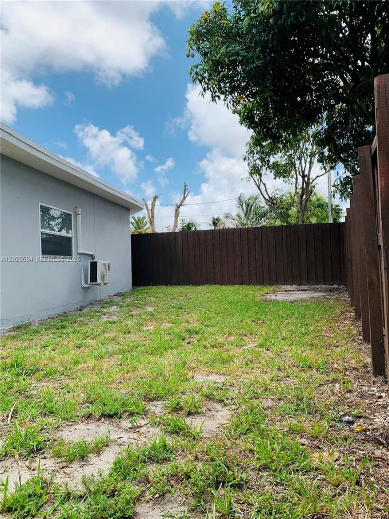 17010 NW 53rd Ave, Miami Gardens, FL 33055 Photo