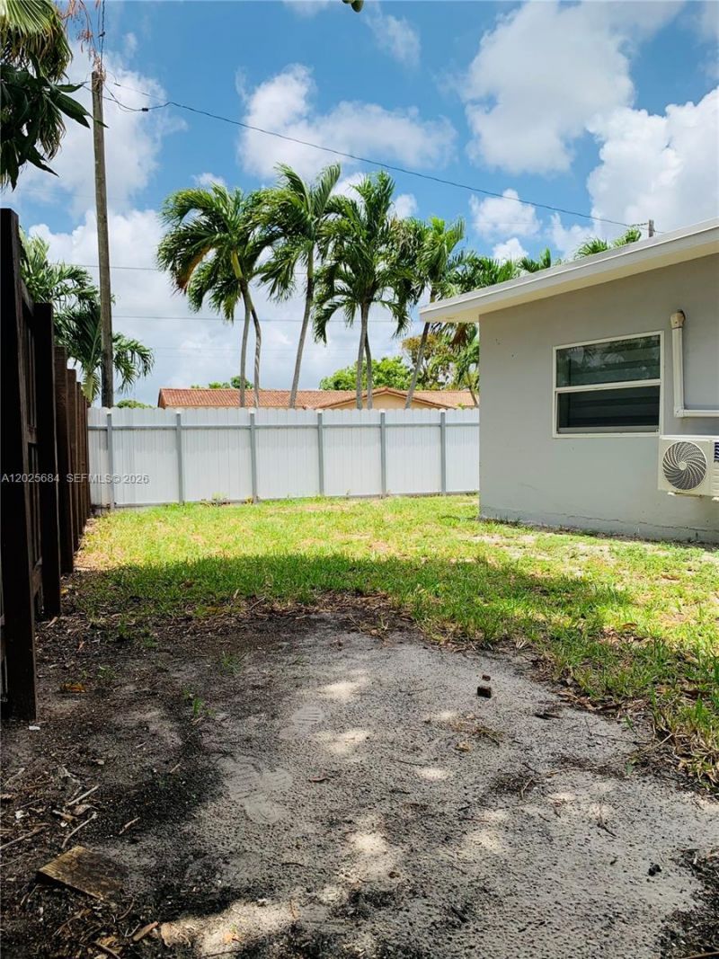 17010 NW 53rd Ave, Miami Gardens, FL 33055 Photo