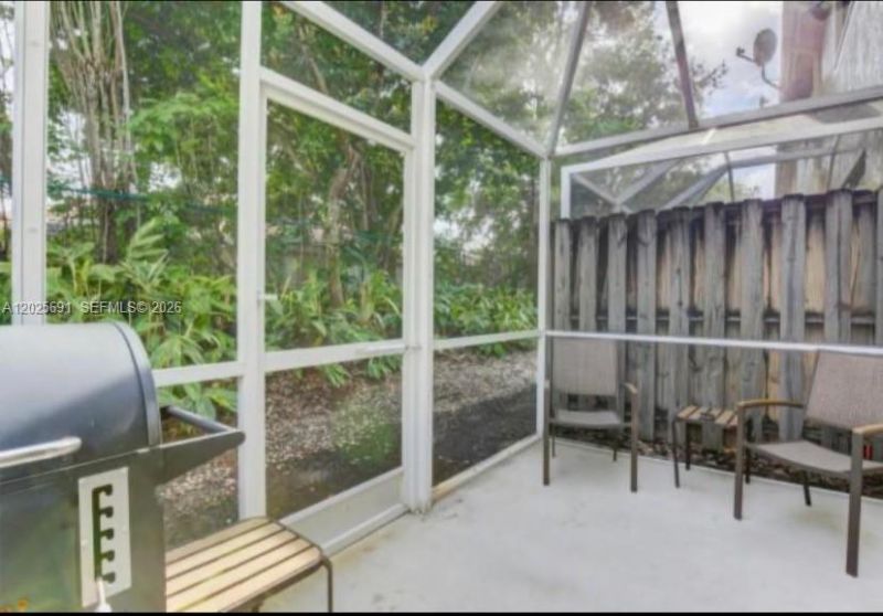 2112 Hacienda Ter , Unit 2112, Weston, FL 33327 Photo
