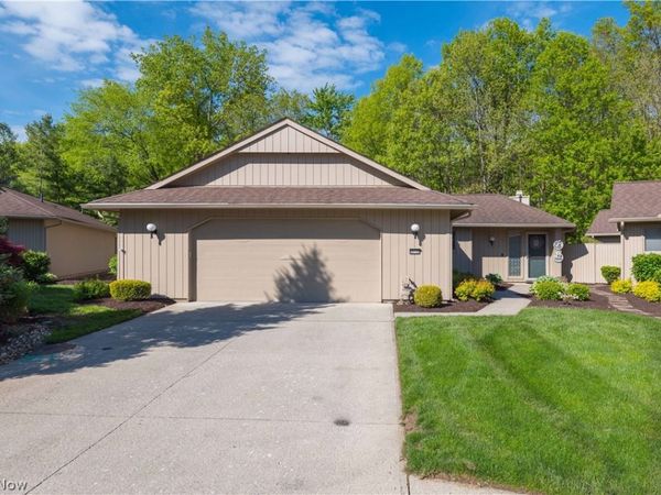 33125 Cedar Branch Circle, North Ridgeville, OH 44039