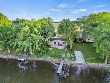 26570 Sioux Trail, Madison Lake, MN 56063