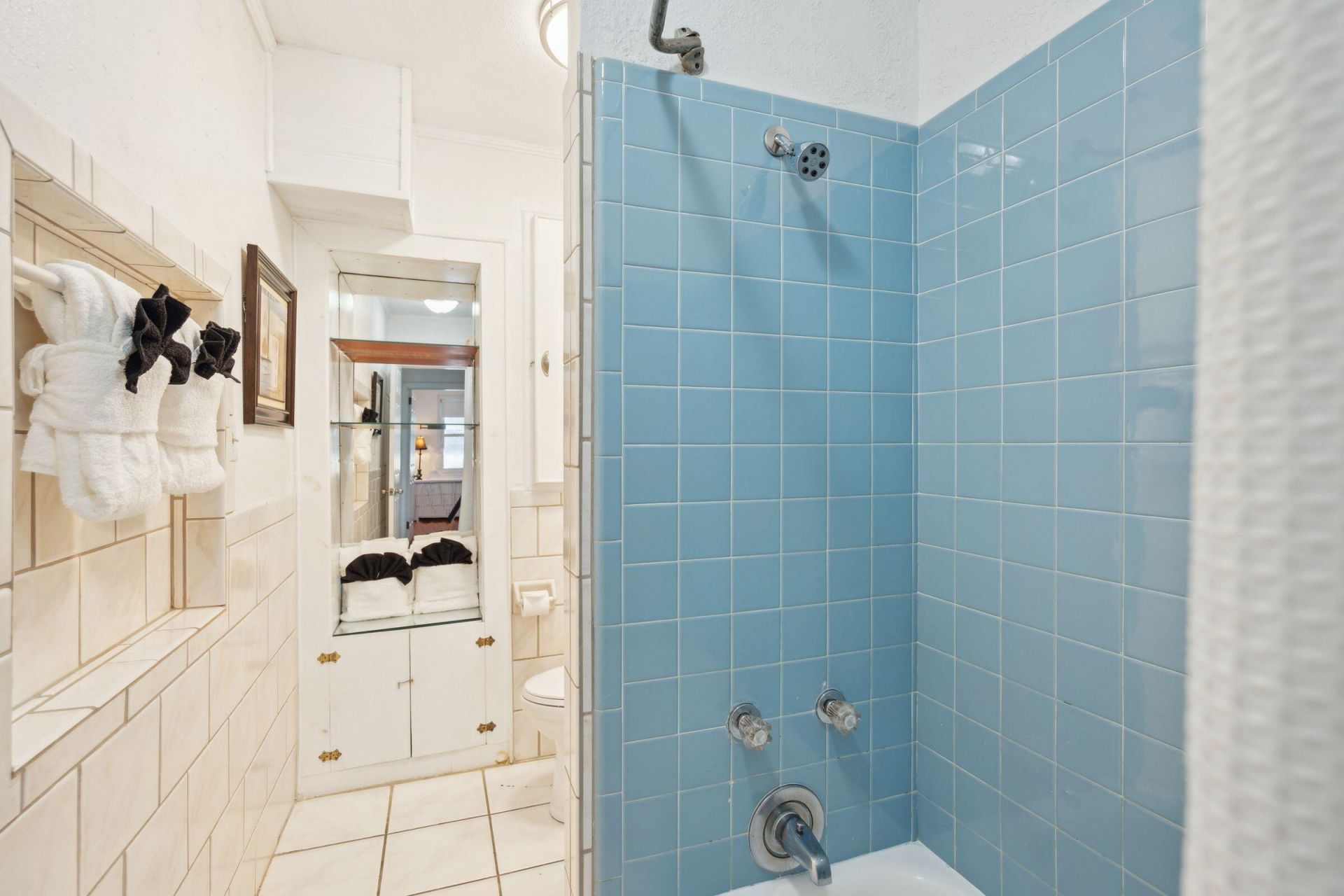 2700 Cameron Boulevard Photo 48