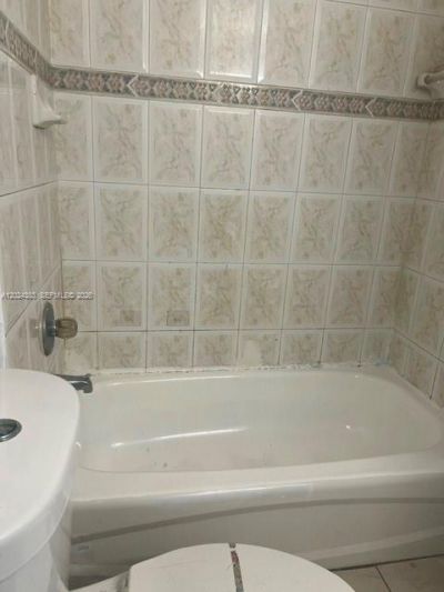 666 W 81st St , Unit 103, Hialeah, FL 33014 Photo