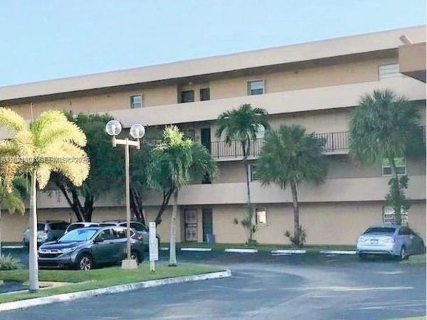 502 NW 87th Ave , Unit 403, Miami, FL 33172
