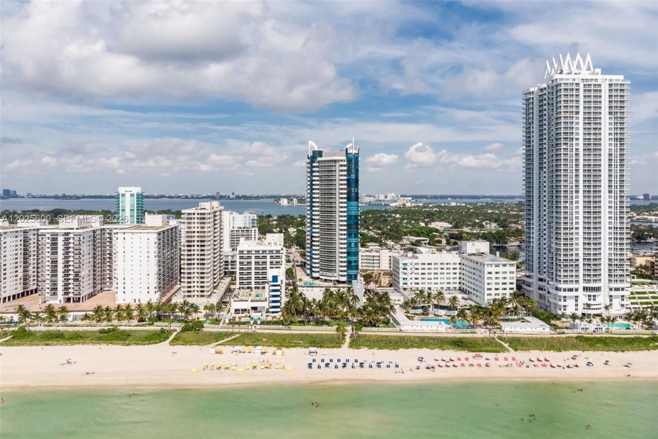 6301 Collins Ave , Unit 1207, Miami Beach, FL 33141 Photo