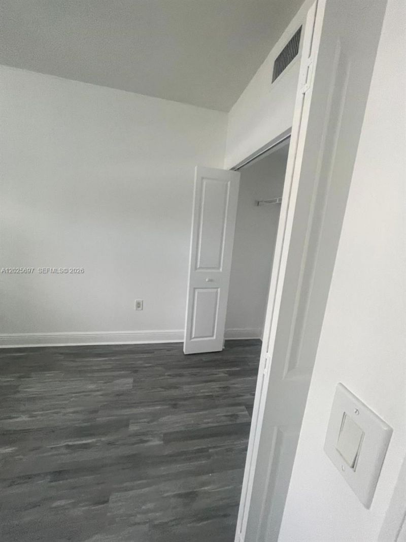 1250 S Miami Ave , Unit 1303, Miami, FL 33130 Photo