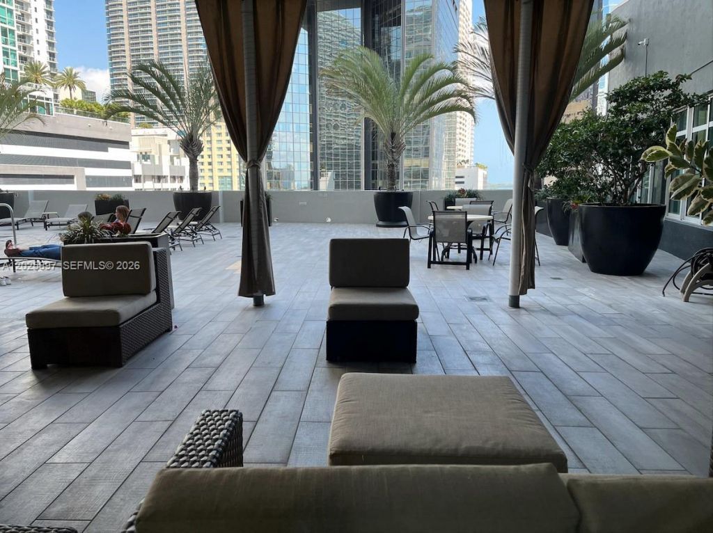 1250 S Miami Ave , Unit 1303, Miami, FL 33130 Photo