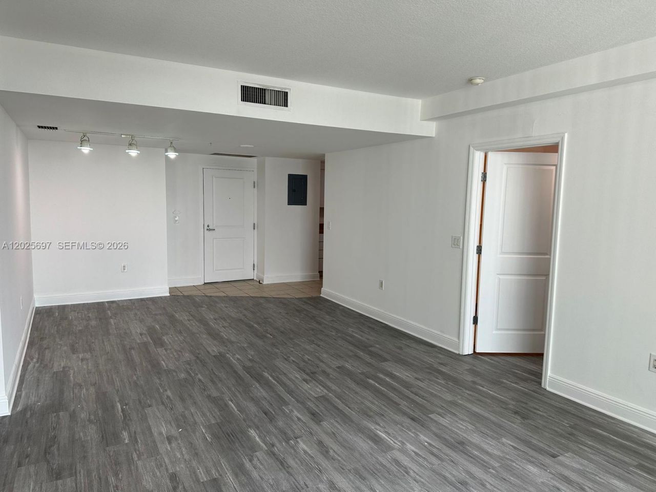 1250 S Miami Ave , Unit 1303, Miami, FL 33130 Photo
