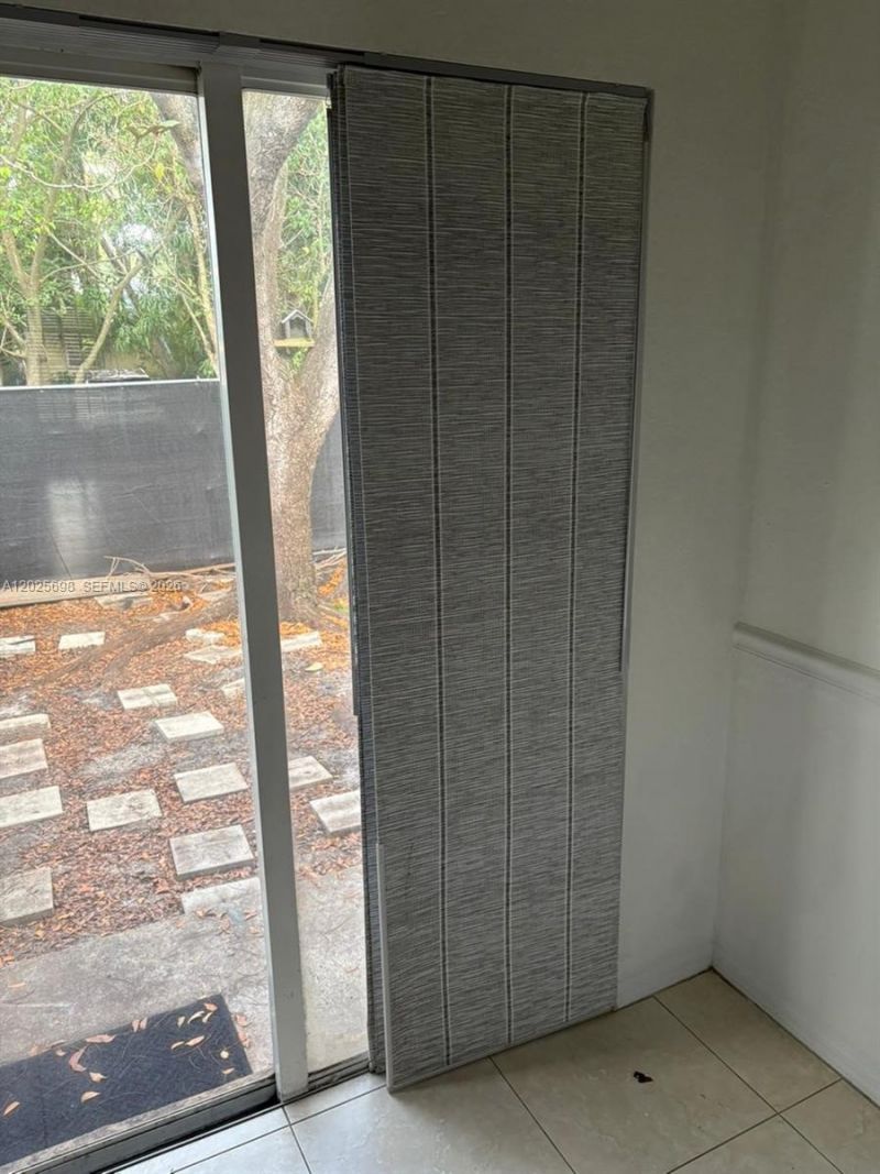 117 SE 3rd Ave , Unit 7, Hallandale Beach, FL 33009 Photo