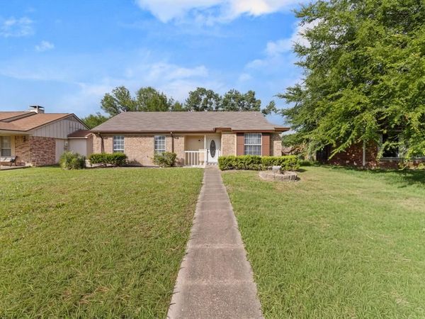 707 Shadybrook Lane, Seagoville, TX 75159