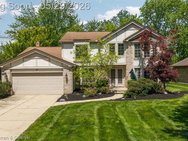 44962 Steeple Path, Novi, MI 48375