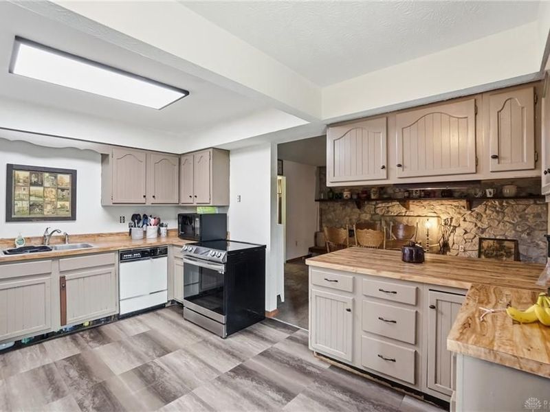 4062 Crane Road, Tipp City, OH 45371 Photo 8
