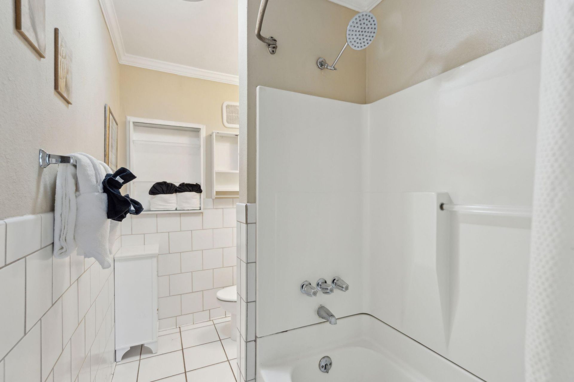2700 Cameron Boulevard Photo 26