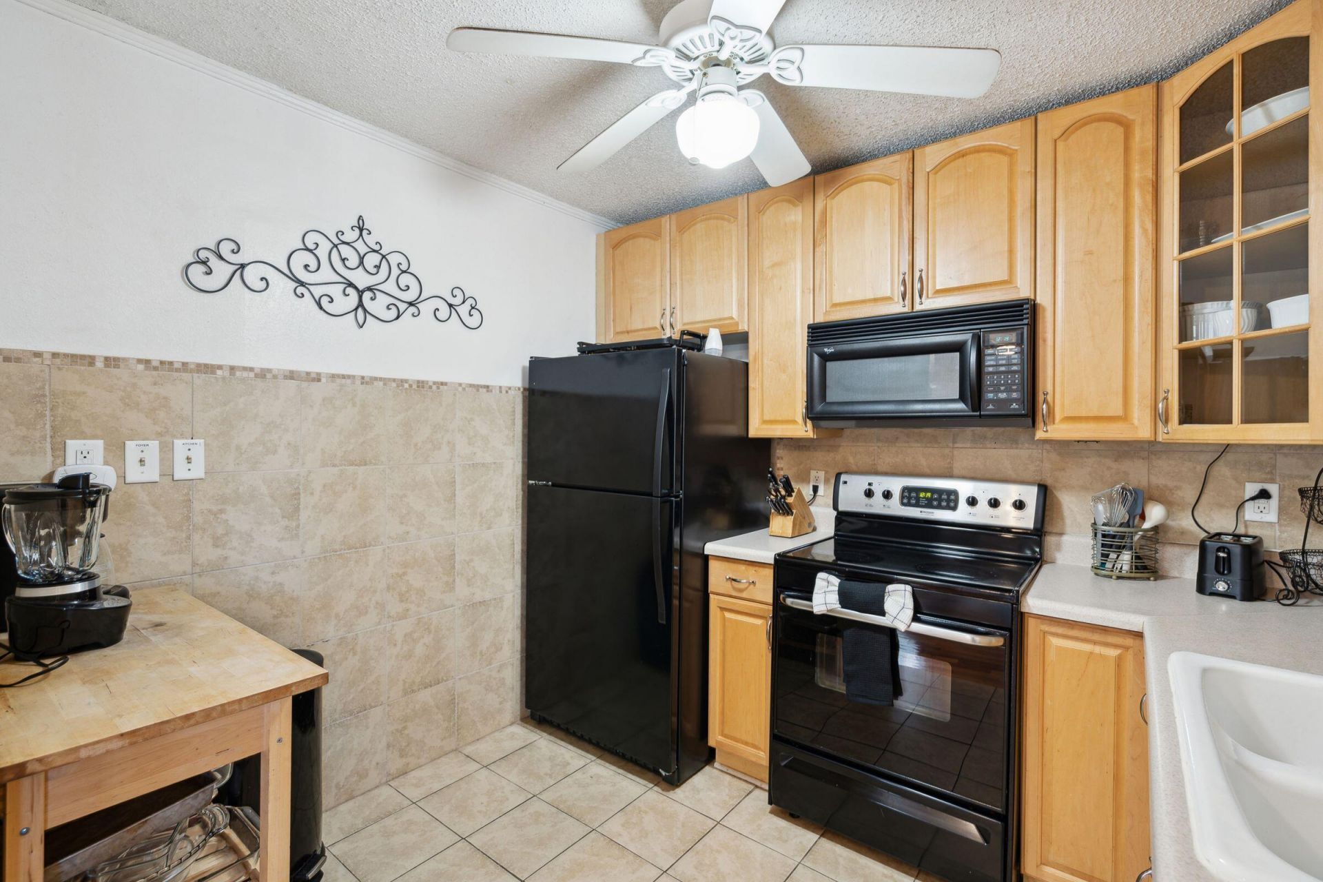 2700 Cameron Boulevard Photo 45
