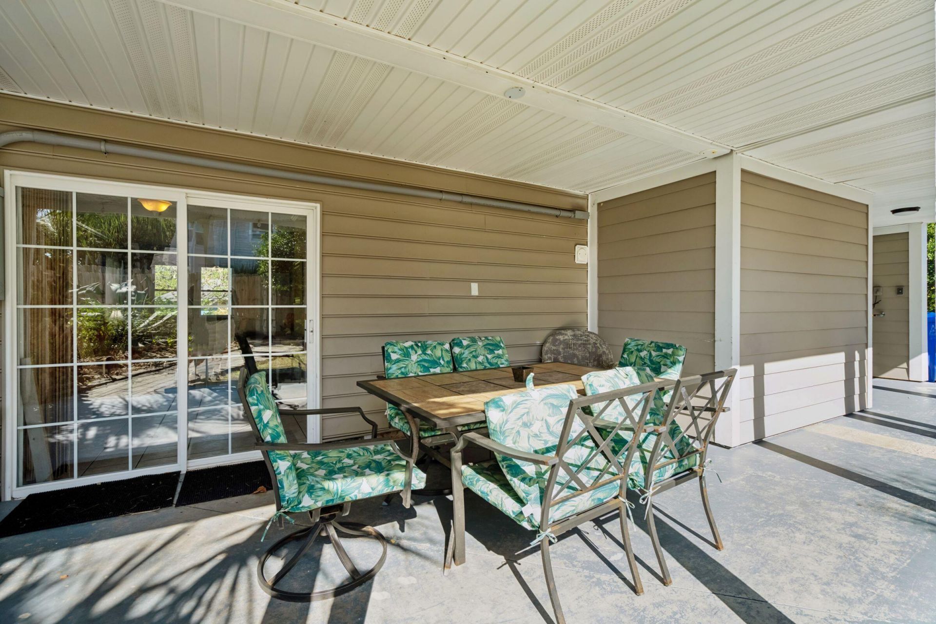 2700 Cameron Boulevard Photo 60