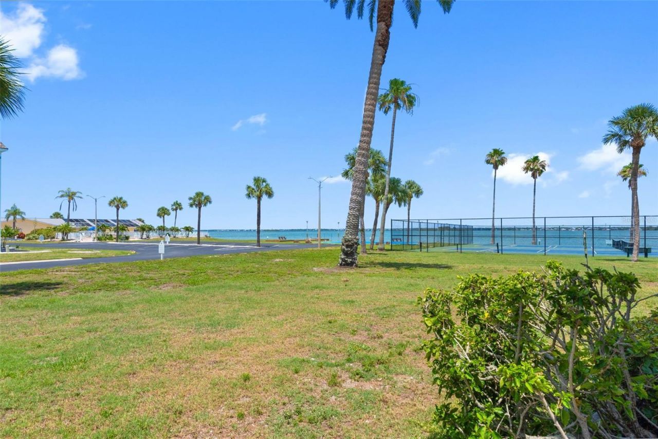 1 Gateshead Drive, Unit B108, Dunedin, FL 34698 Photo