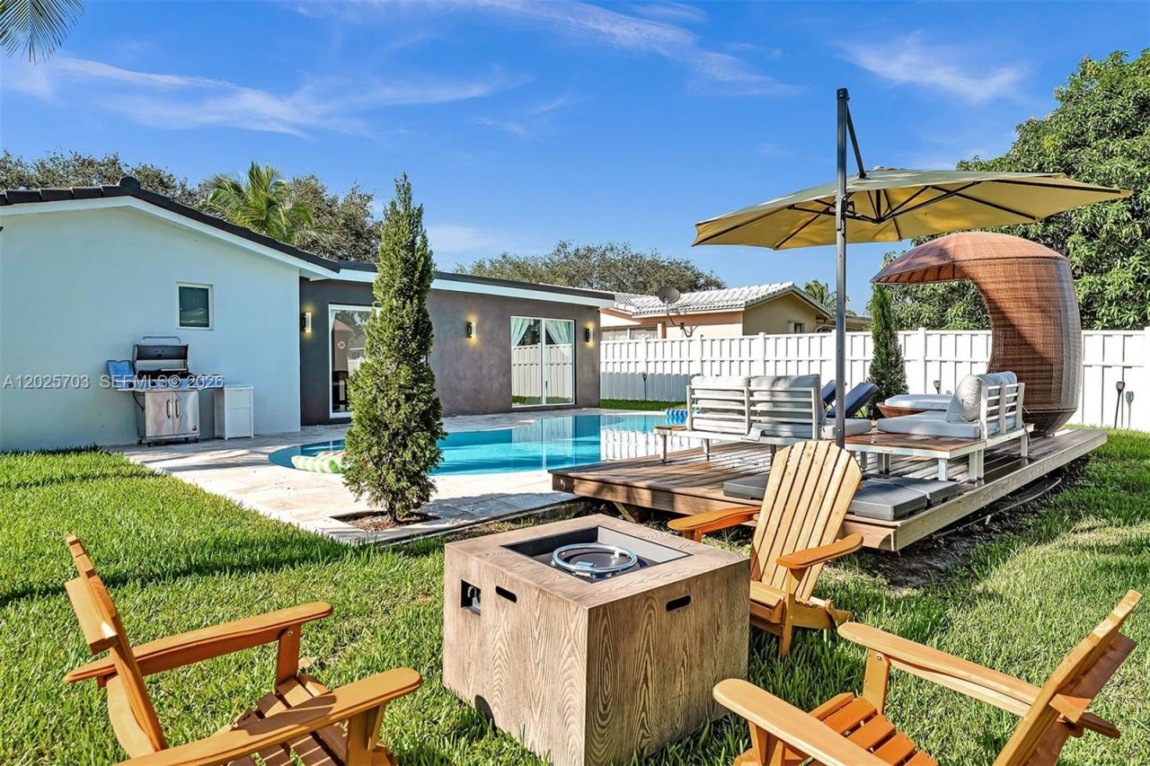 5005 Johnson St , Hollywood, FL 33021 Photo