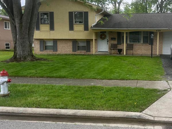 439 Foxwood Drive , Columbus, OH 43230