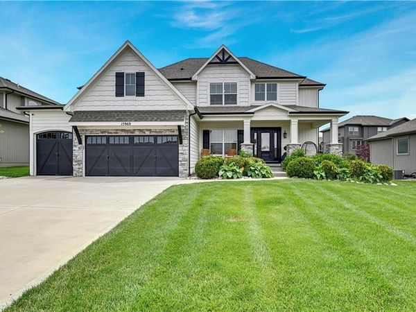 15969 W 165th Street, Olathe, KS 66062