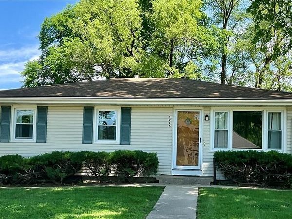 1946 Cherokee Street, Leavenworth, KS 66048