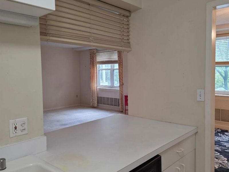 2444 Madison Road, Unit 210B, Cincinnati, OH 45208 Photo 21